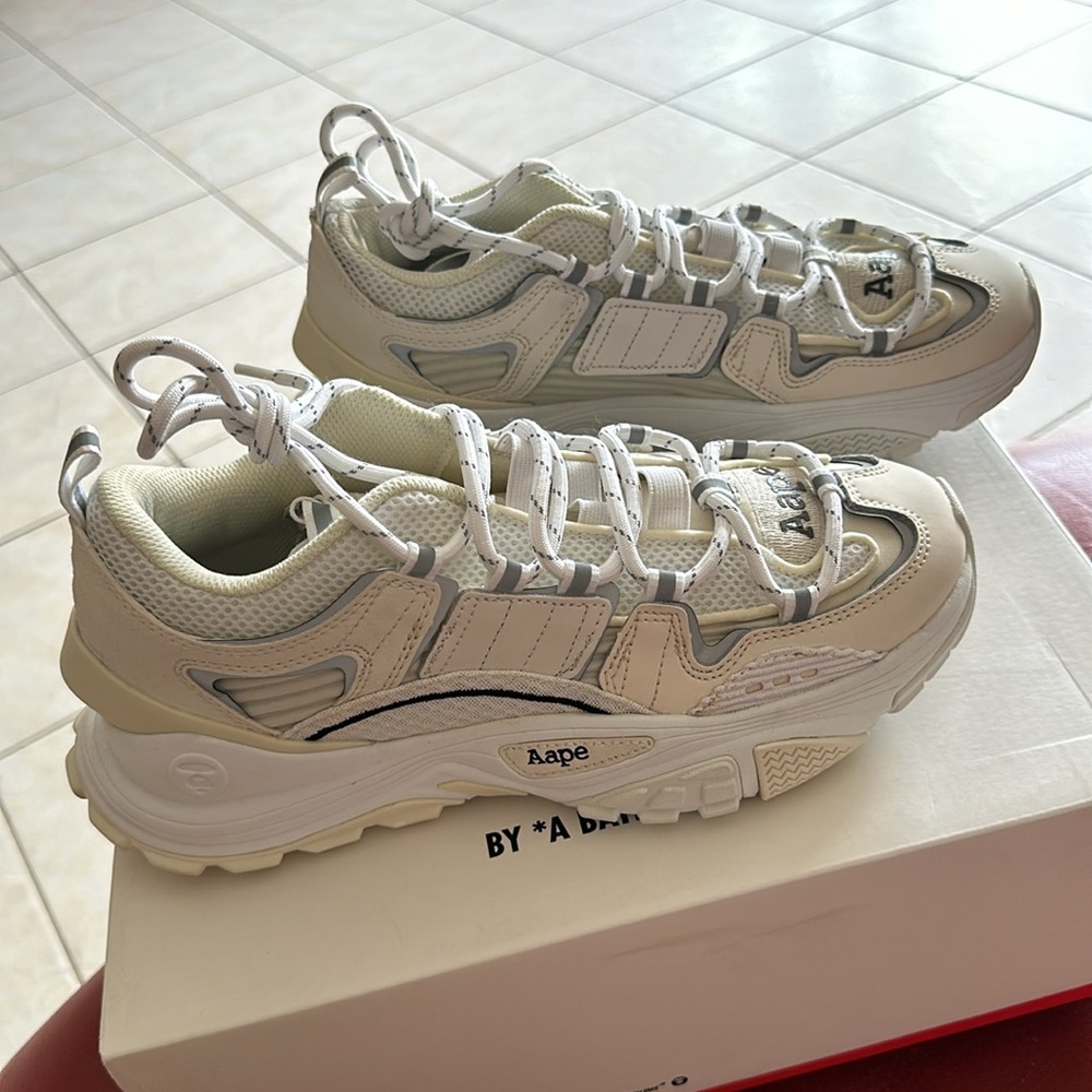 Aape by *A Bathing APE hardly worn sz 8 Men’s/9.5 Women’s see all photos